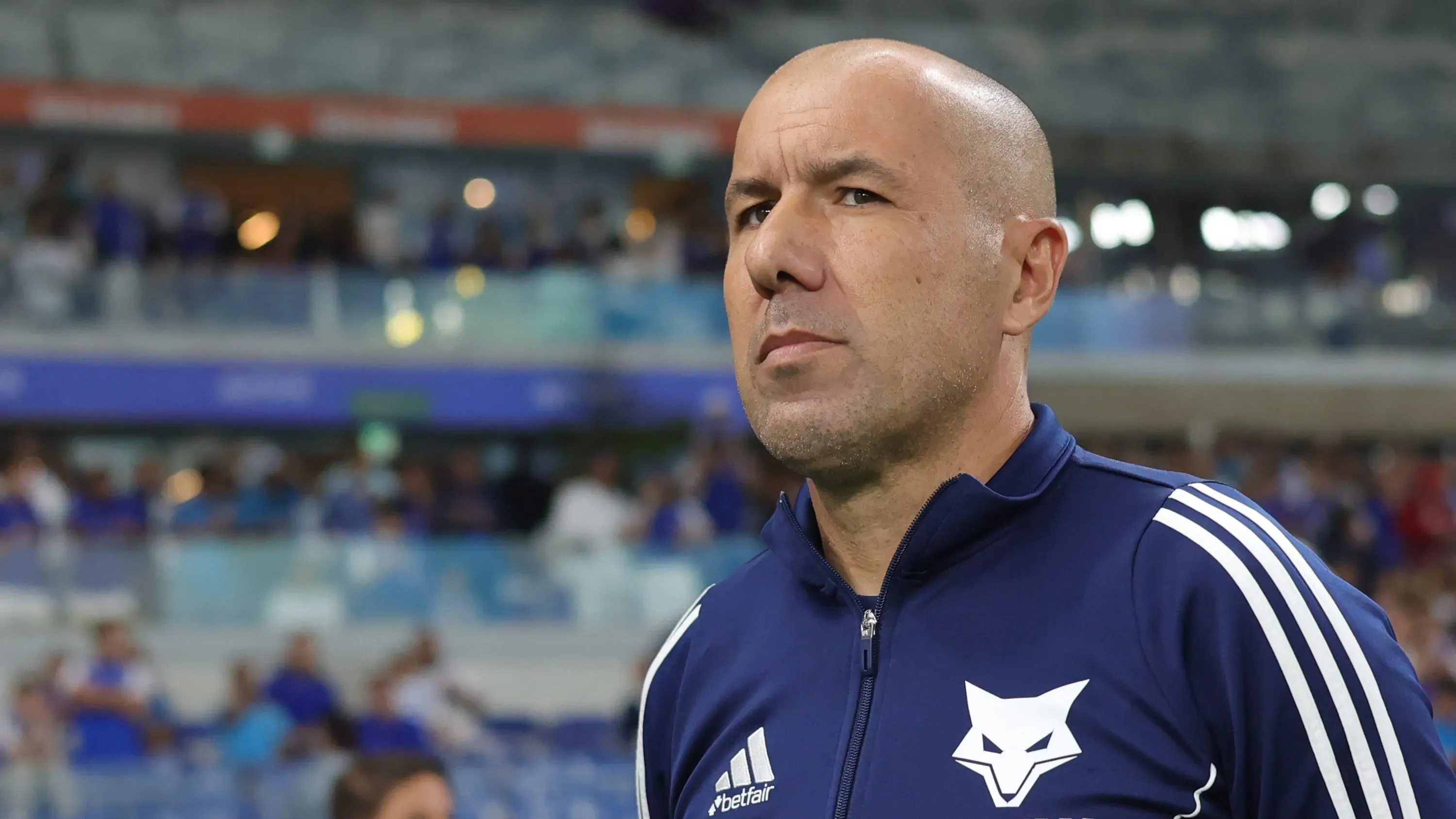 MG – BELO HORIZONTE – 23/11/2025 – BRASILEIRO A 2025, CRUZEIRO X CORINTHIANS – Leonardo Jardim tecnico do Cruzeiro durante partida contra o Corinthians no estadio Mineirao pelo campeonato Brasileiro A 2025. Foto: Gilson Lobo/AGIF