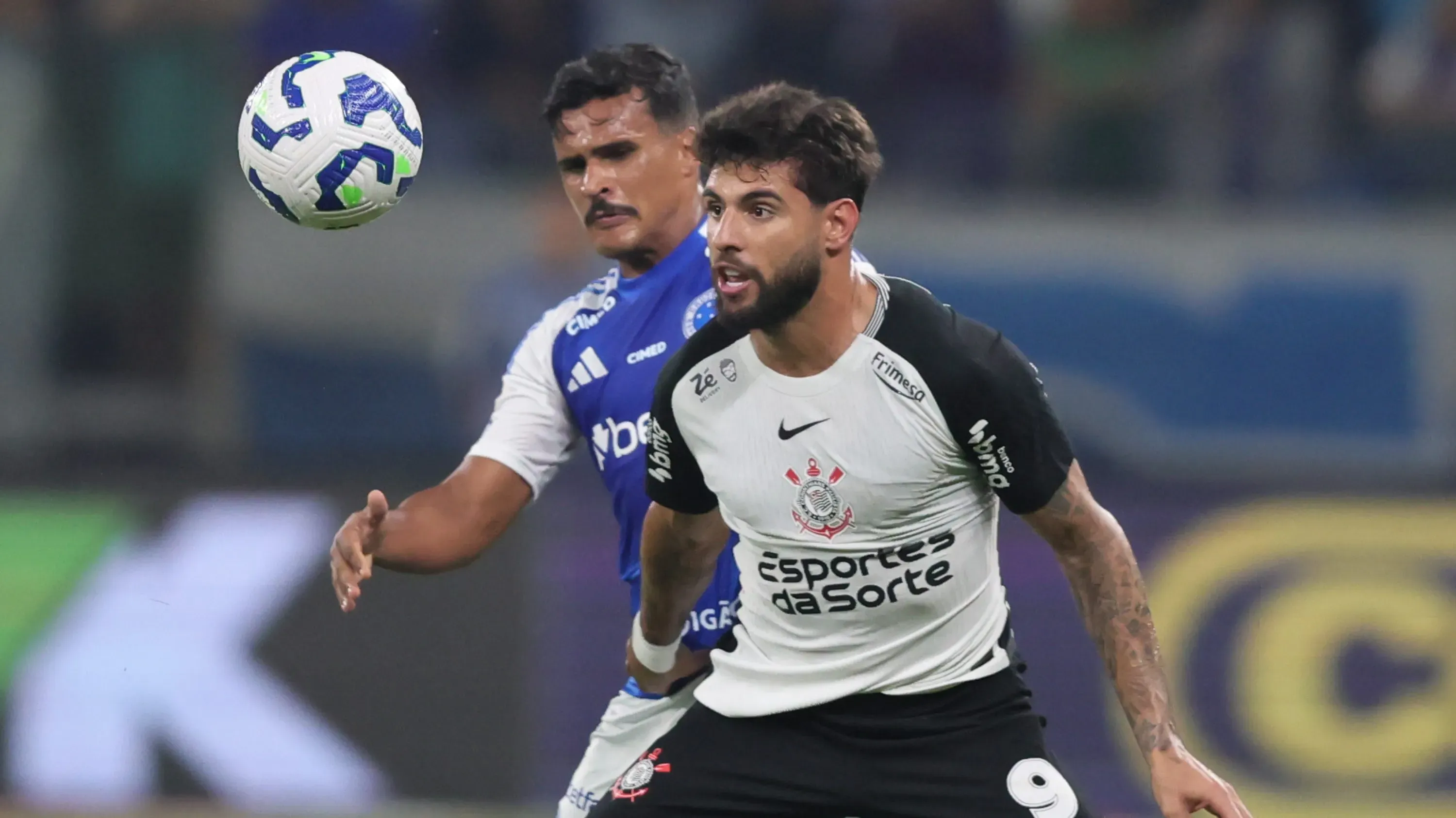 Yuri Alberto em ação contra o Cruzeiro. Foto: Gilson Lobo/AGIF