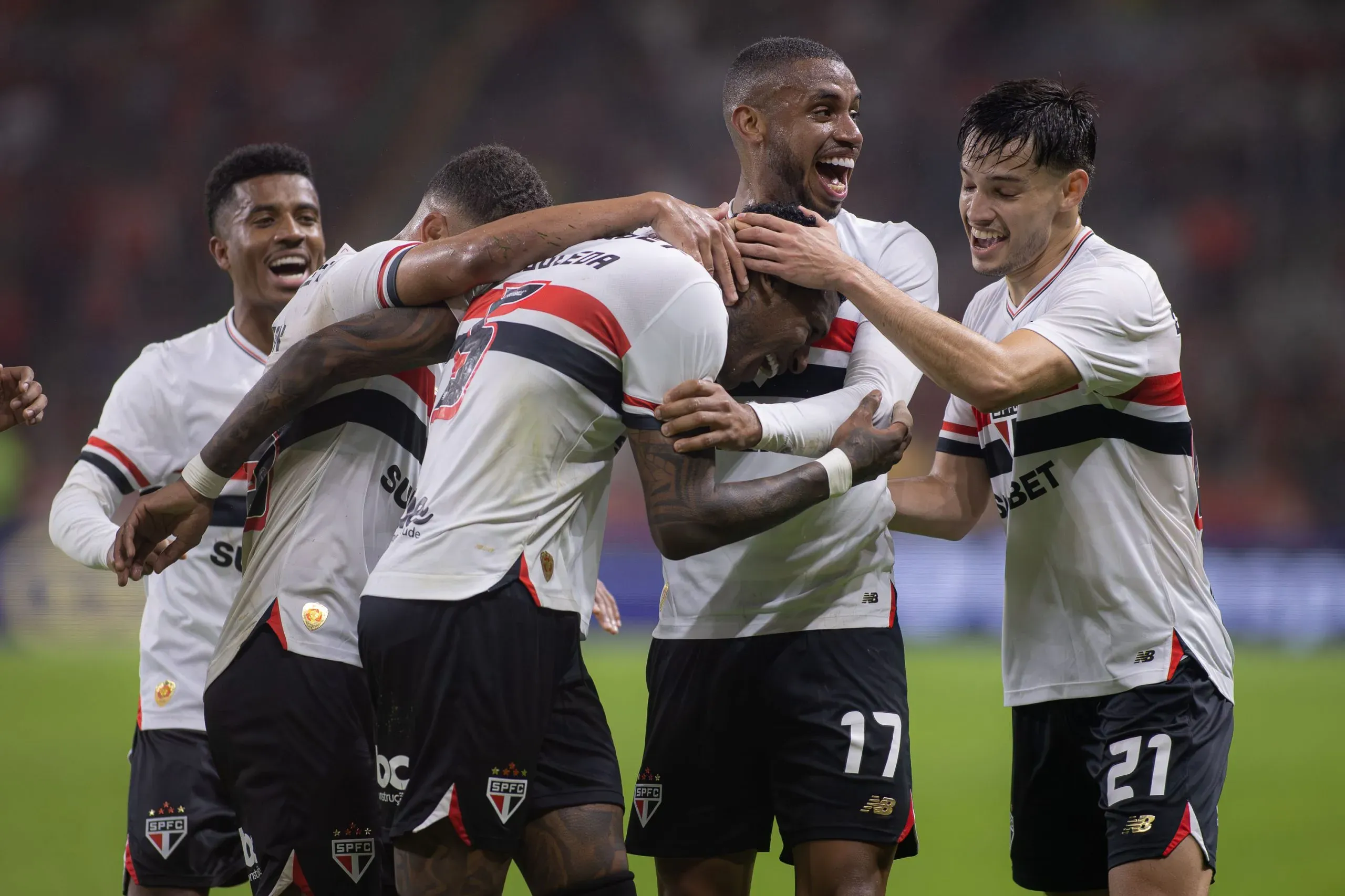 Tricolor venceu o duelo disputado no Beira-Rio. Foto: Maxi Franzoi/AGIF
