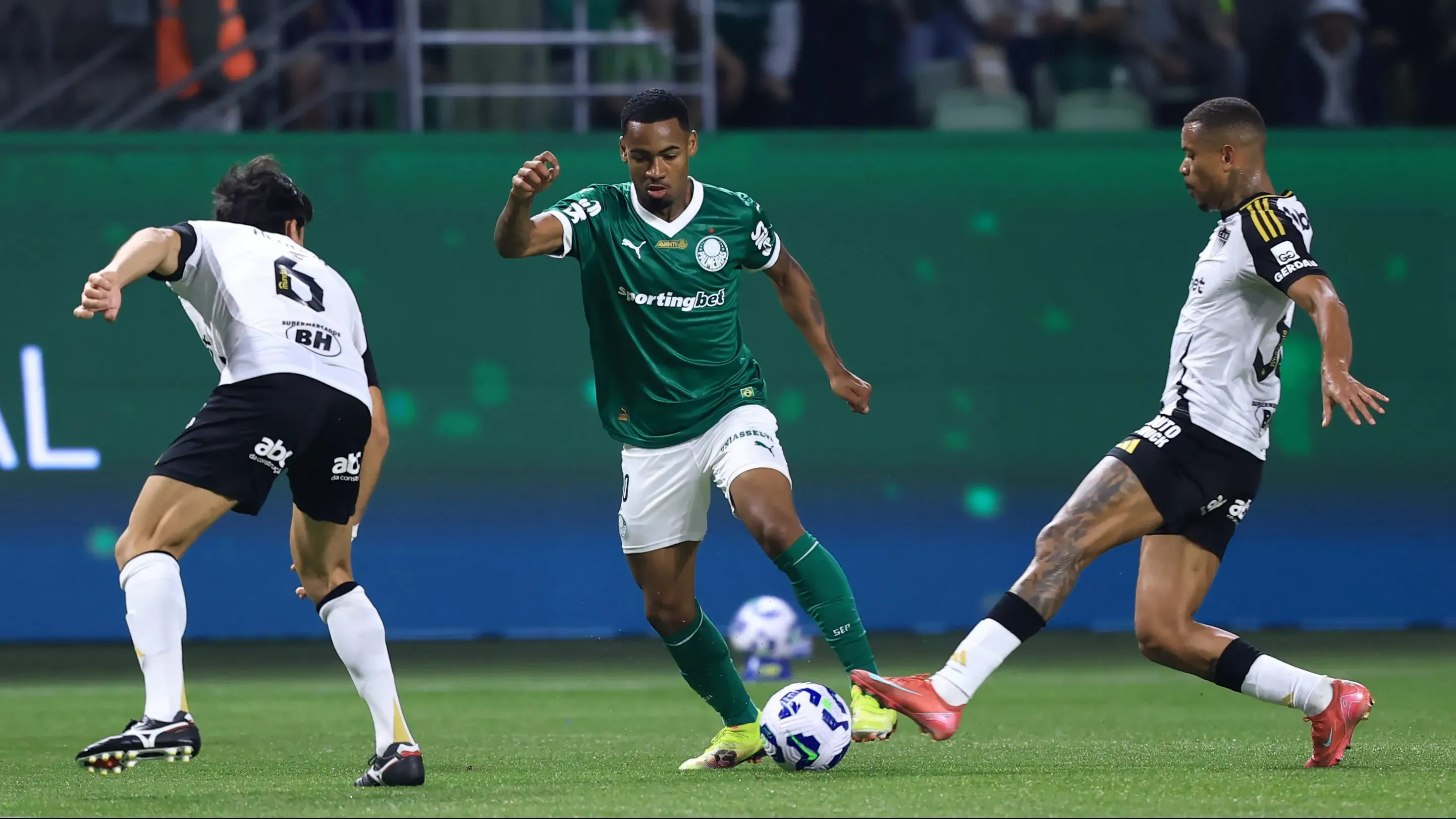 Atlético-MG e Palmeiras prometem emoções - Foto: Marcello Zambrana/AGIF.