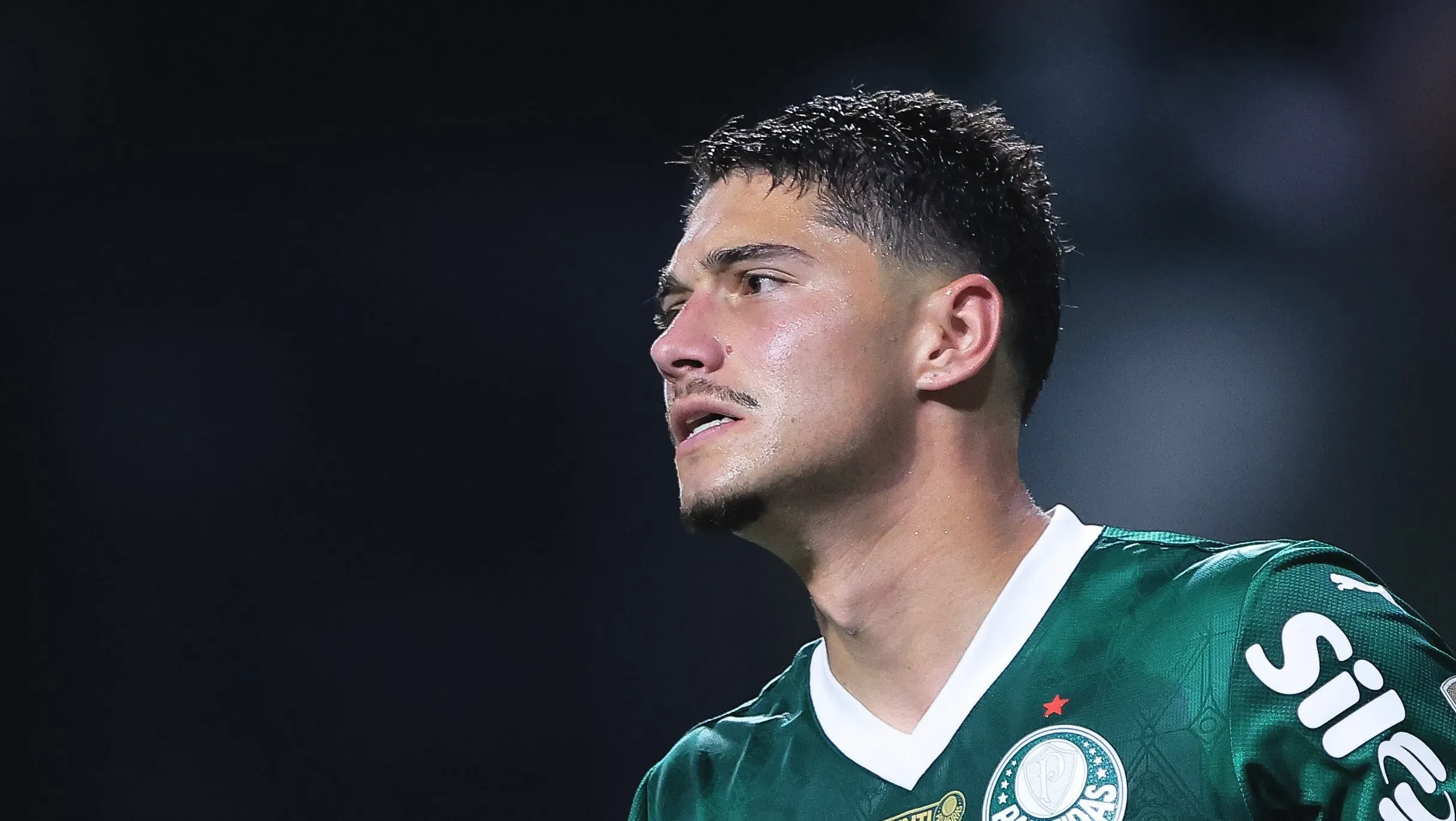 SP – SAO PAULO – 21/08/2025 – COPA LIBERTADORES 2025, PALMEIRAS X UNIVERSITARIO – Emiliano Martinez jogador do Palmeiras durante partida contra o Universitario no estadio Arena Allianz Parque pelo campeonato Copa Libertadores 2025. Foto: Ettore Chiereguini/AGIF