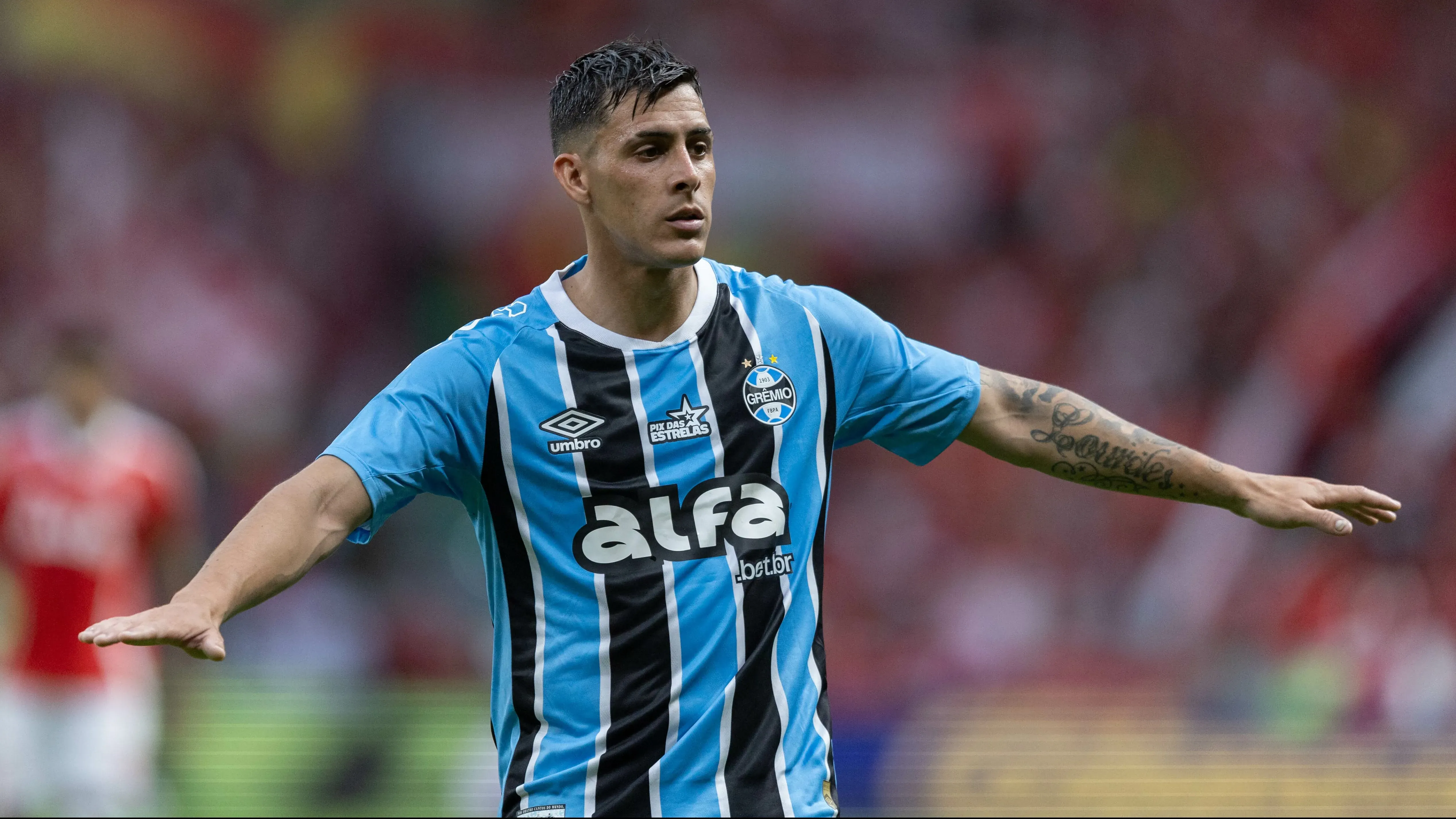 Pavón, inicialmente, deve ficar – Foto: Liamara Polli/AGIF.