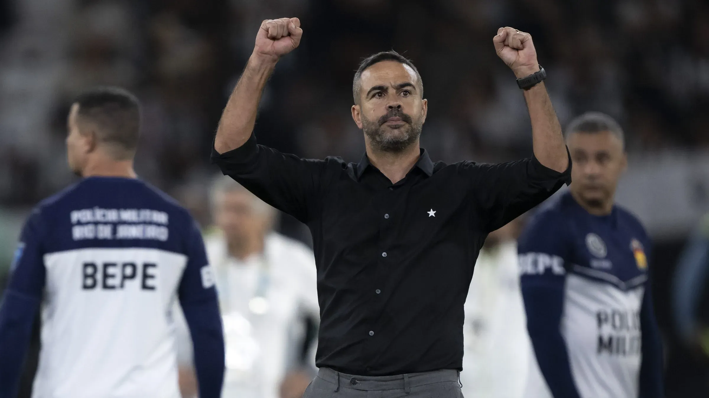 Artur Jorge foi campeão antes de sair do Botafogo - Foto: Jorge Rodrigues/AGIF.