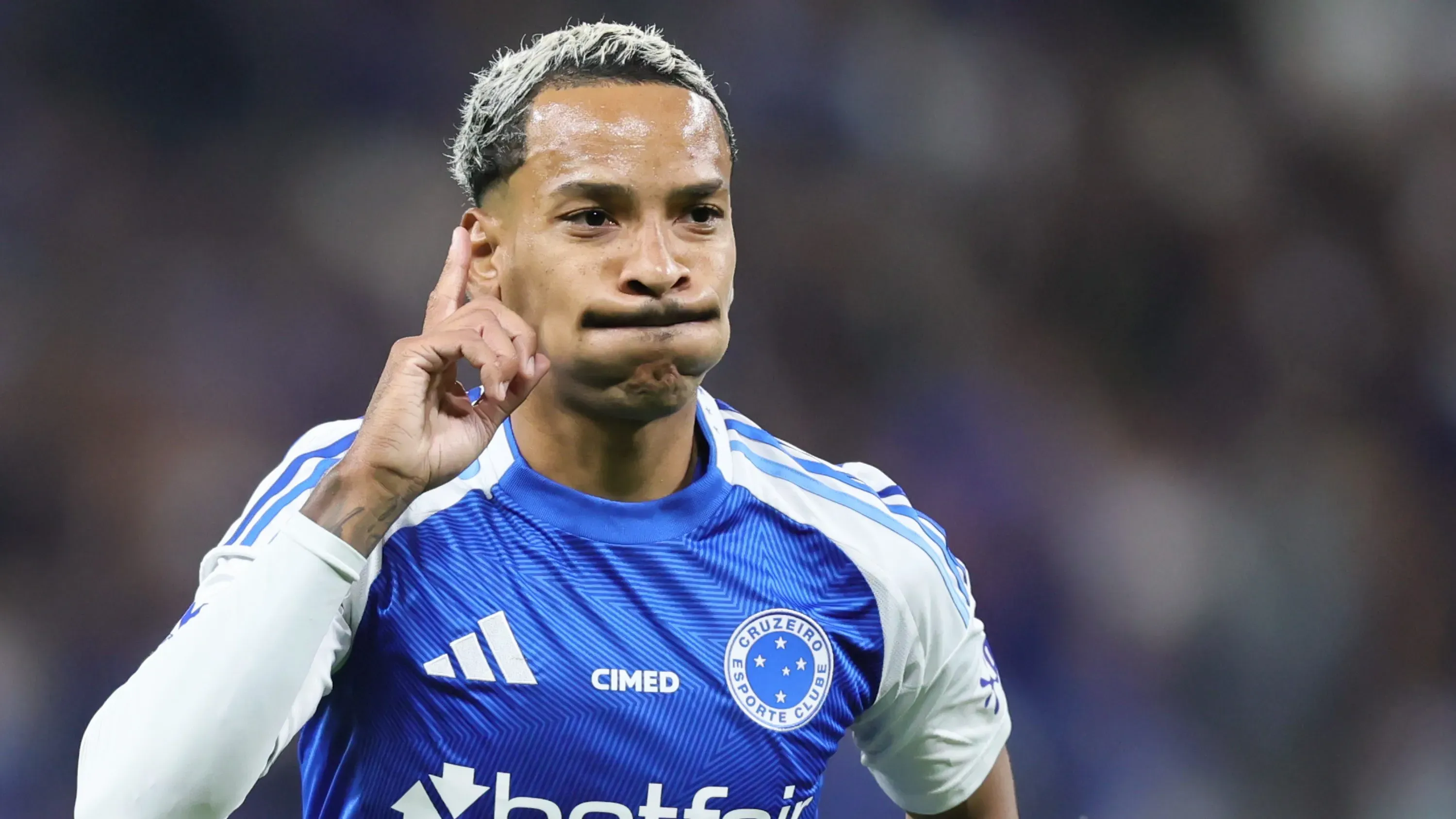 Matheus Pereira, meia do Cruzeiro. Foto: Gilson Lobo/AGIF