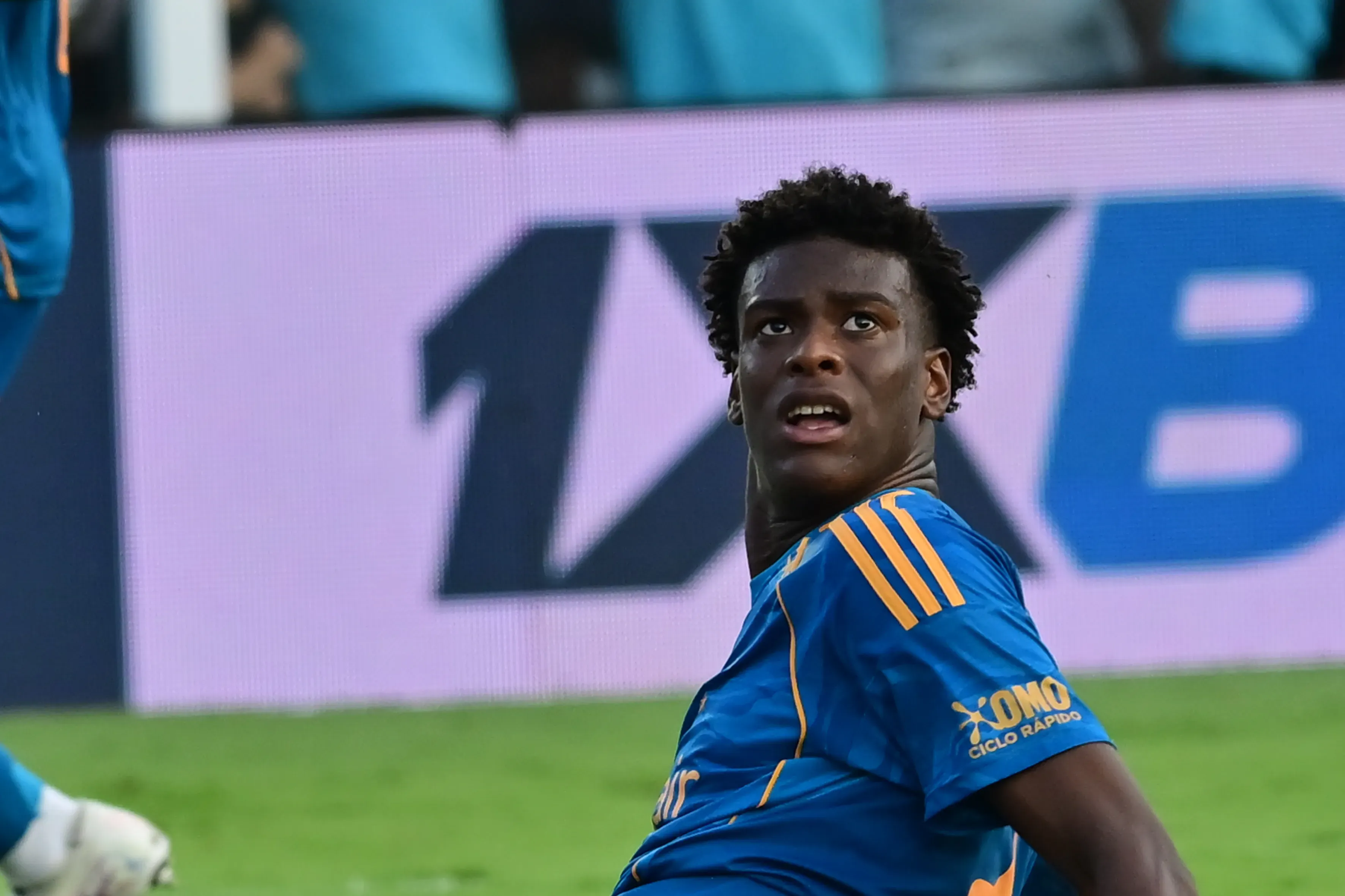 Jonathan Jesus esteve em campo diante do Santos. Foto: Jota Erre/AGIF
