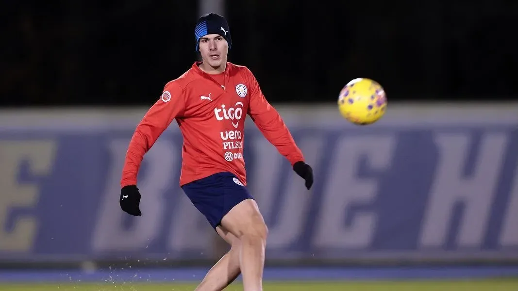 Lucas Romero joga no Paraguai - Foto: Reprodução/Instagram.