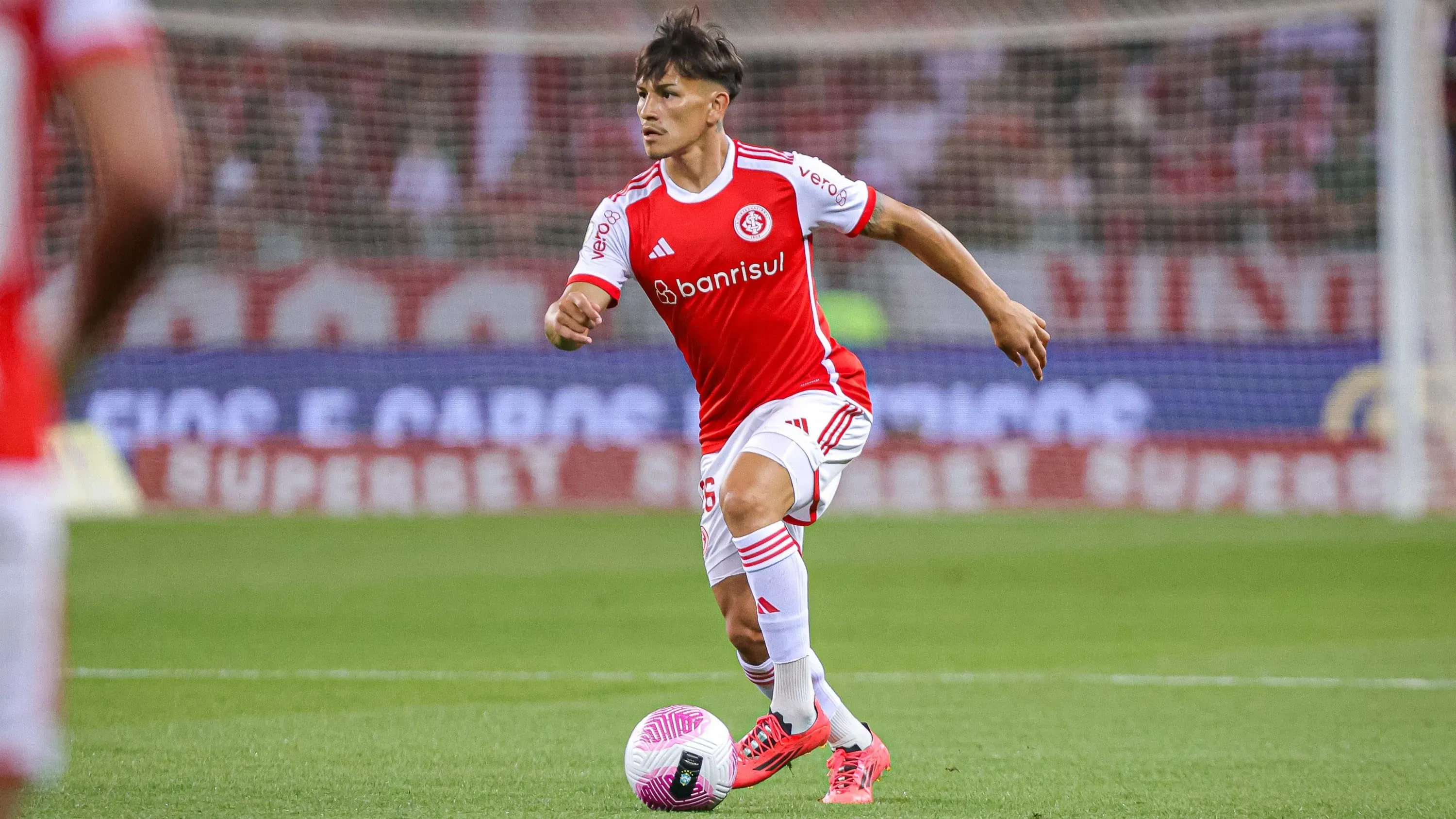 Bernabei é alvo do River Plate - Foto: Maxi Franzoi/AGIF.