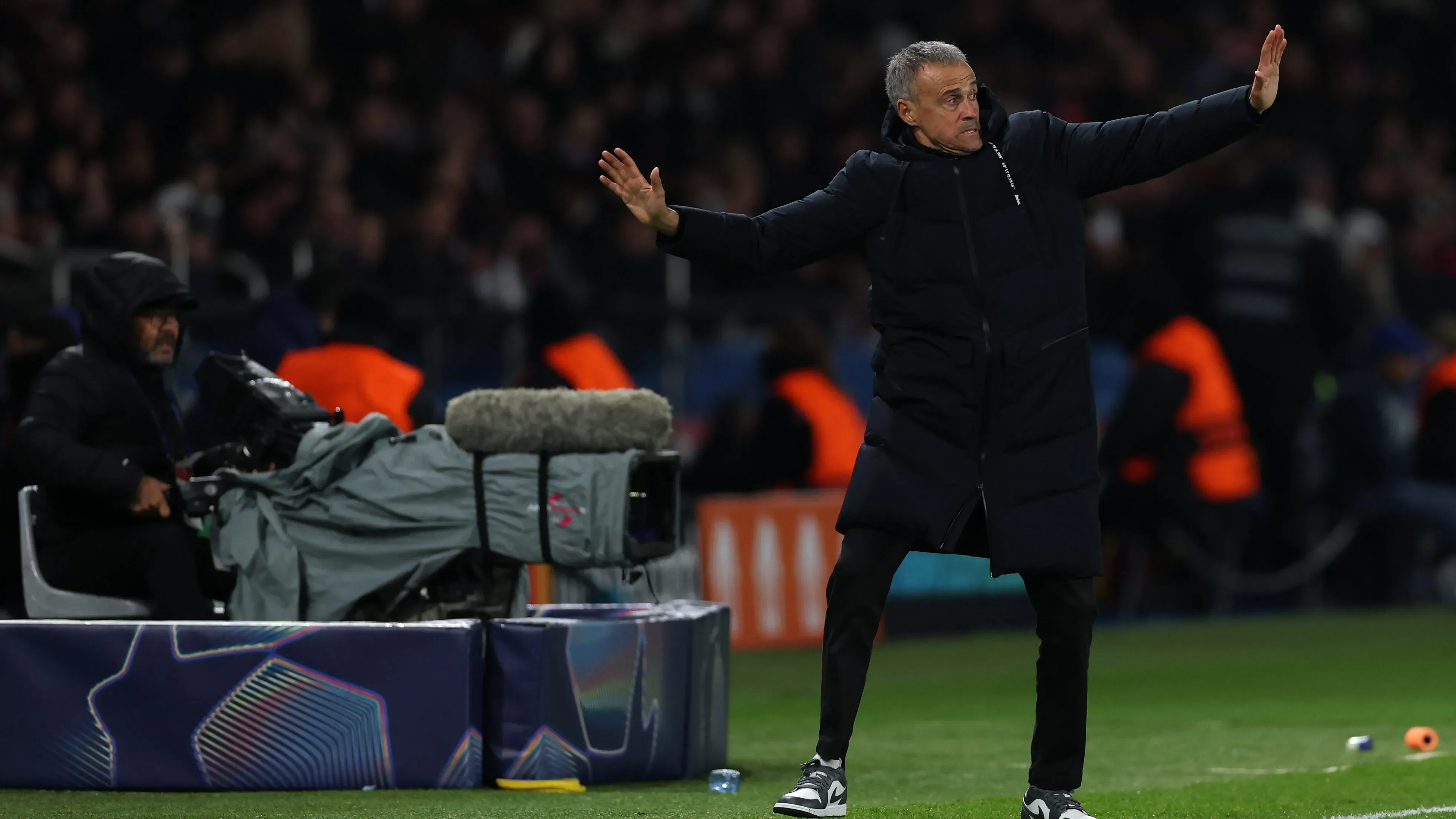 PSG chega pressionado após atentado sofrido depois de empate – Foto: Justin Setterfield/Getty Images