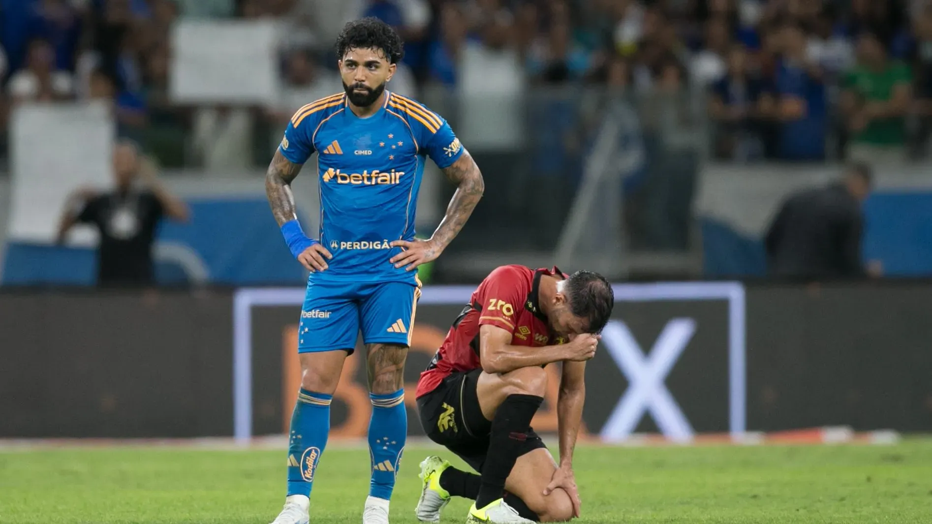 Gabigol durante partida do Cruzeiro pelo Campeonato Brasileiro – Foto: Marlon Costa/AGIF