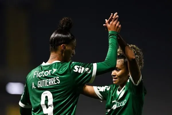 Amanda Gutierres comemora gol do Palmeiras. Foto: Rebeca Reis/Staff Images Woman/CBF