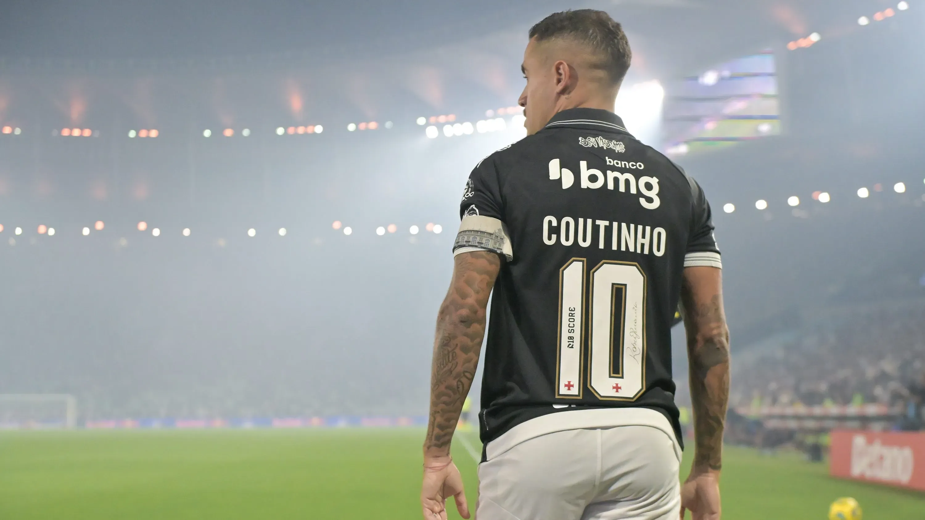 Coutinho jogador do Vasco durante partida contra o Fluminense no estadio Maracana pelo campeonato Copa Do Brasil 2025. Foto: Thiago Ribeiro/AGIF
