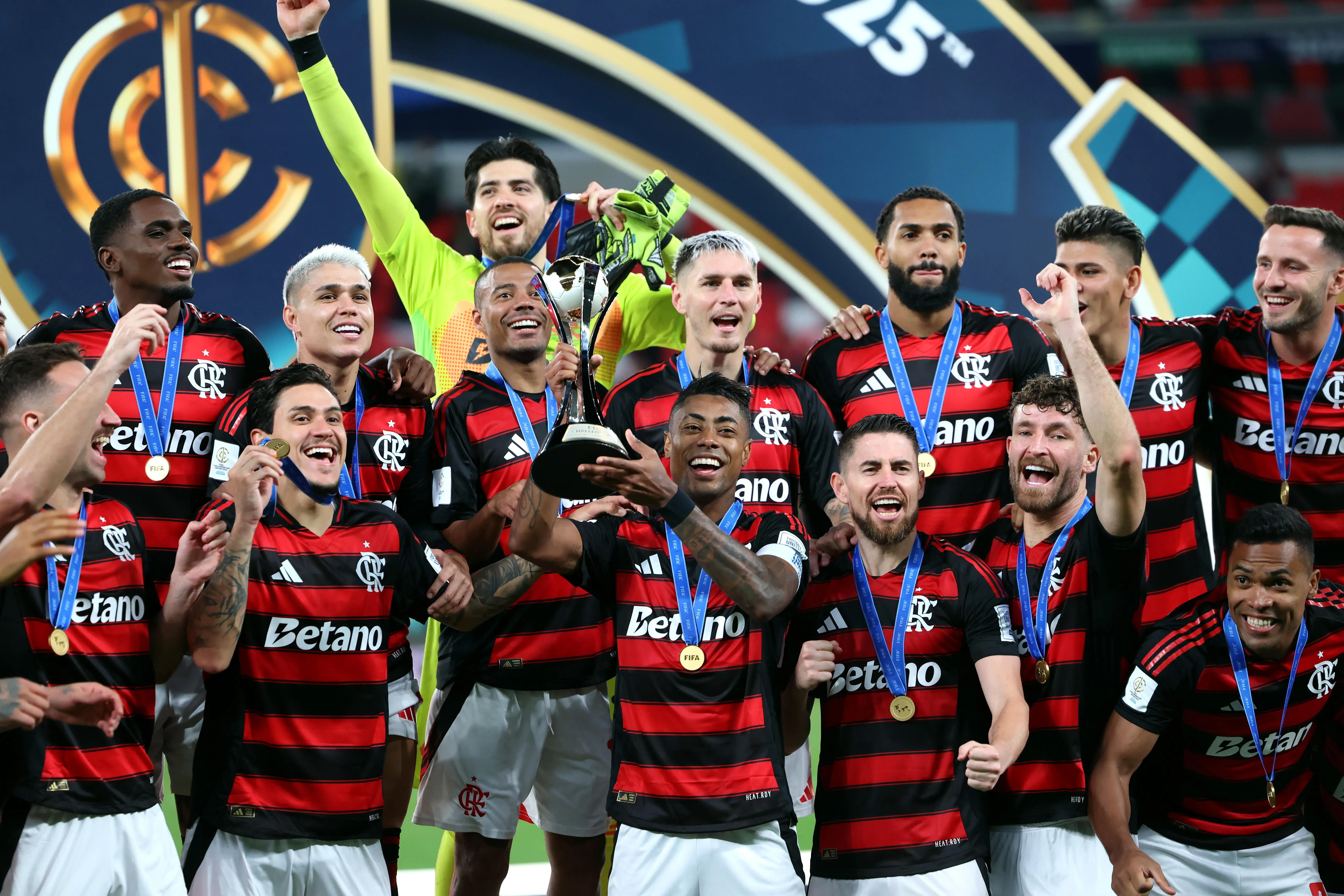 Jogadores do Flamengo comemoram classificação para final do Intercontinental. (Photo by Getty Images/Getty Images)
