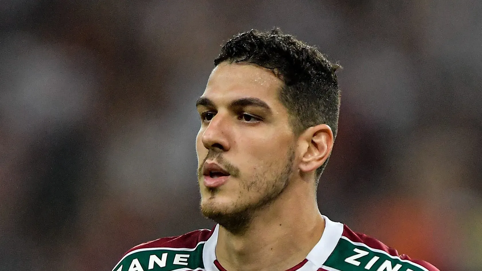 Foto: Thiago Ribeiro/AGIF – Nino está na mira do Palmeiras para 2026.