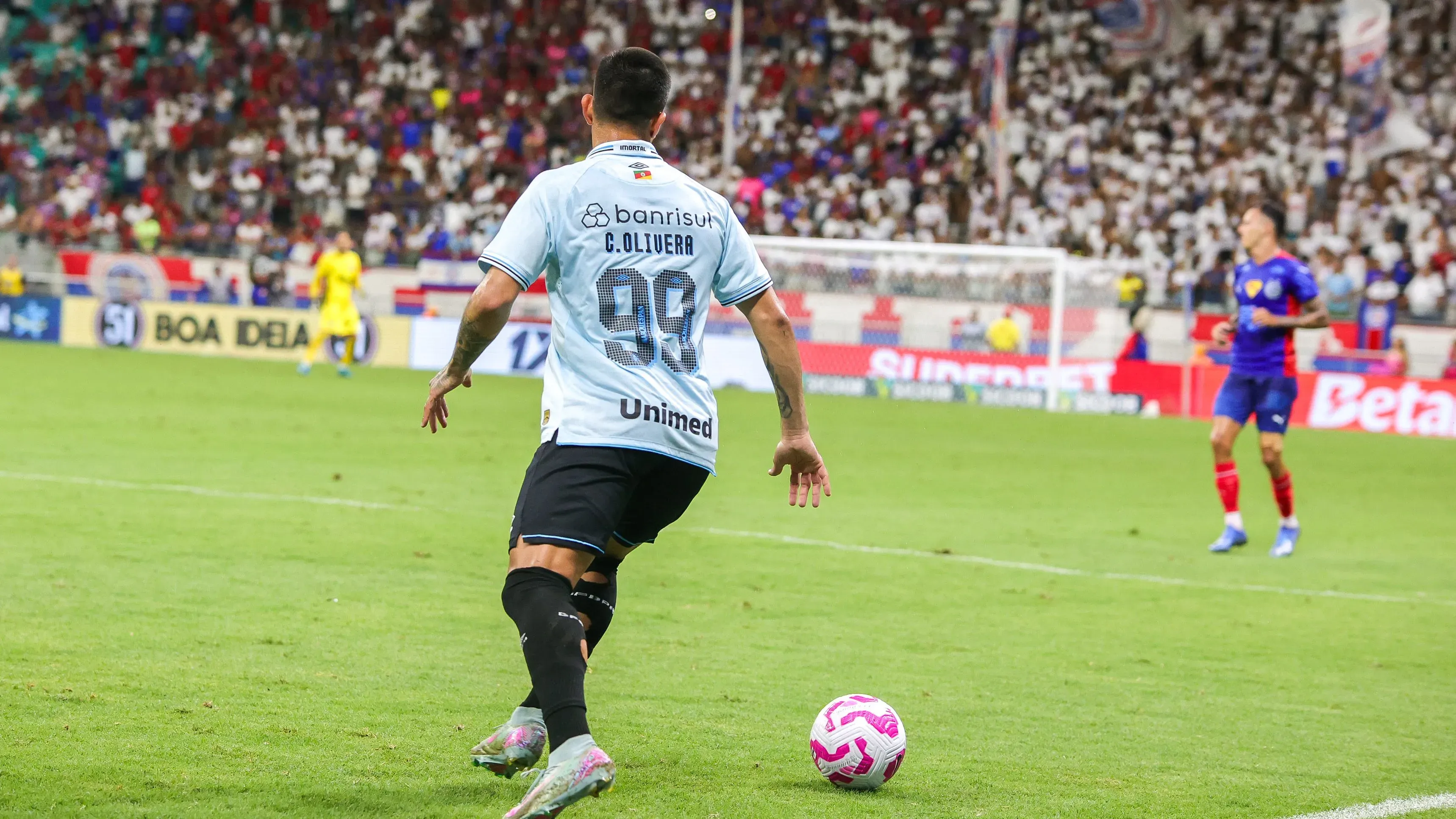 Kike Olivera. Foto: Márcio José/AGIF