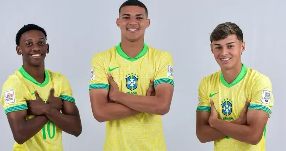Gabriel Mec, Luis Eduardo e Tiaguinho, do Grêmio, a serviço da Seleção Brasileira na base — Foto: Divulgação/CBF