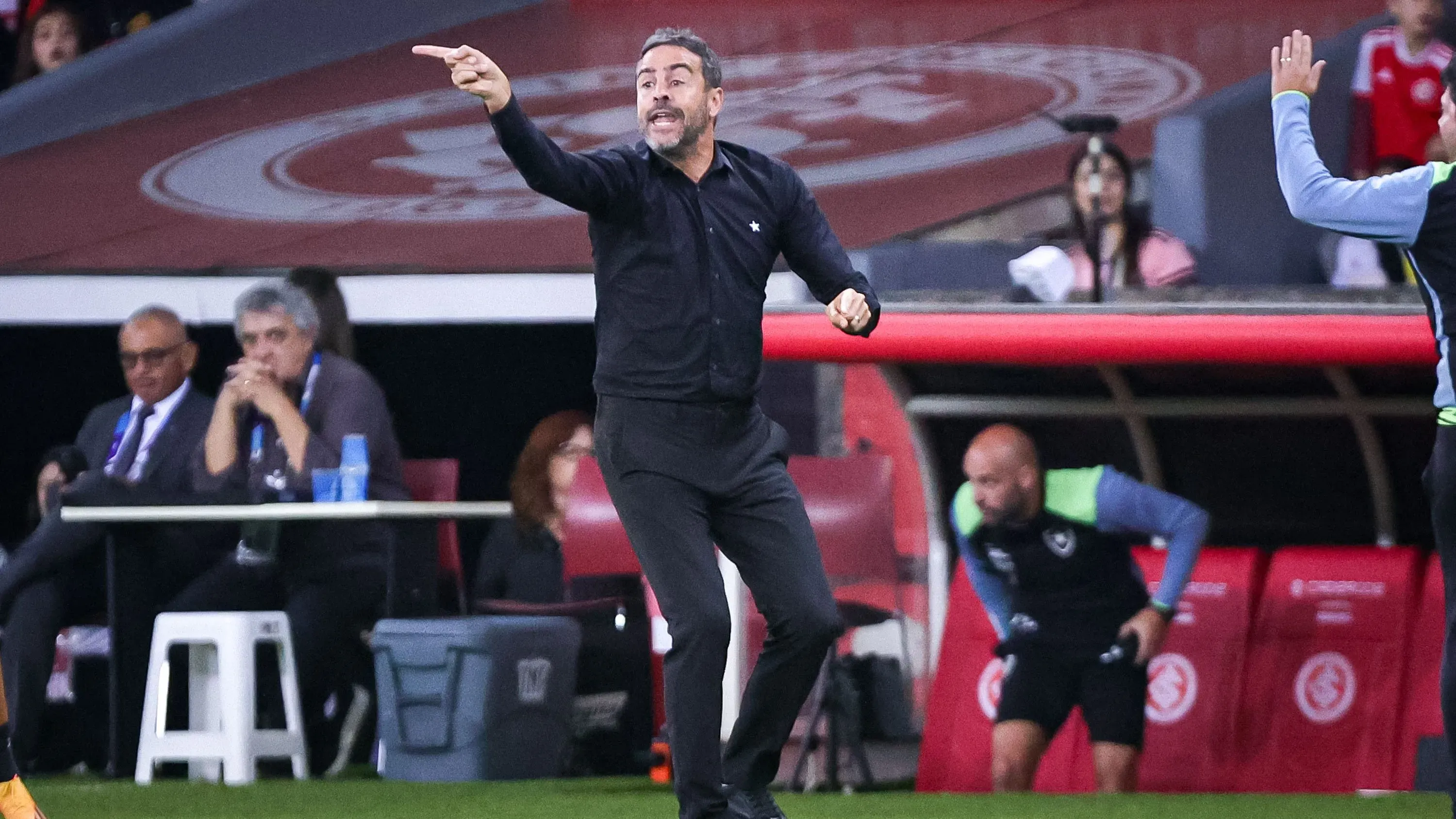 Artur Jorge durante a sua passagem pelo Botafogo – Foto: Maxi Franzoi/AGIF