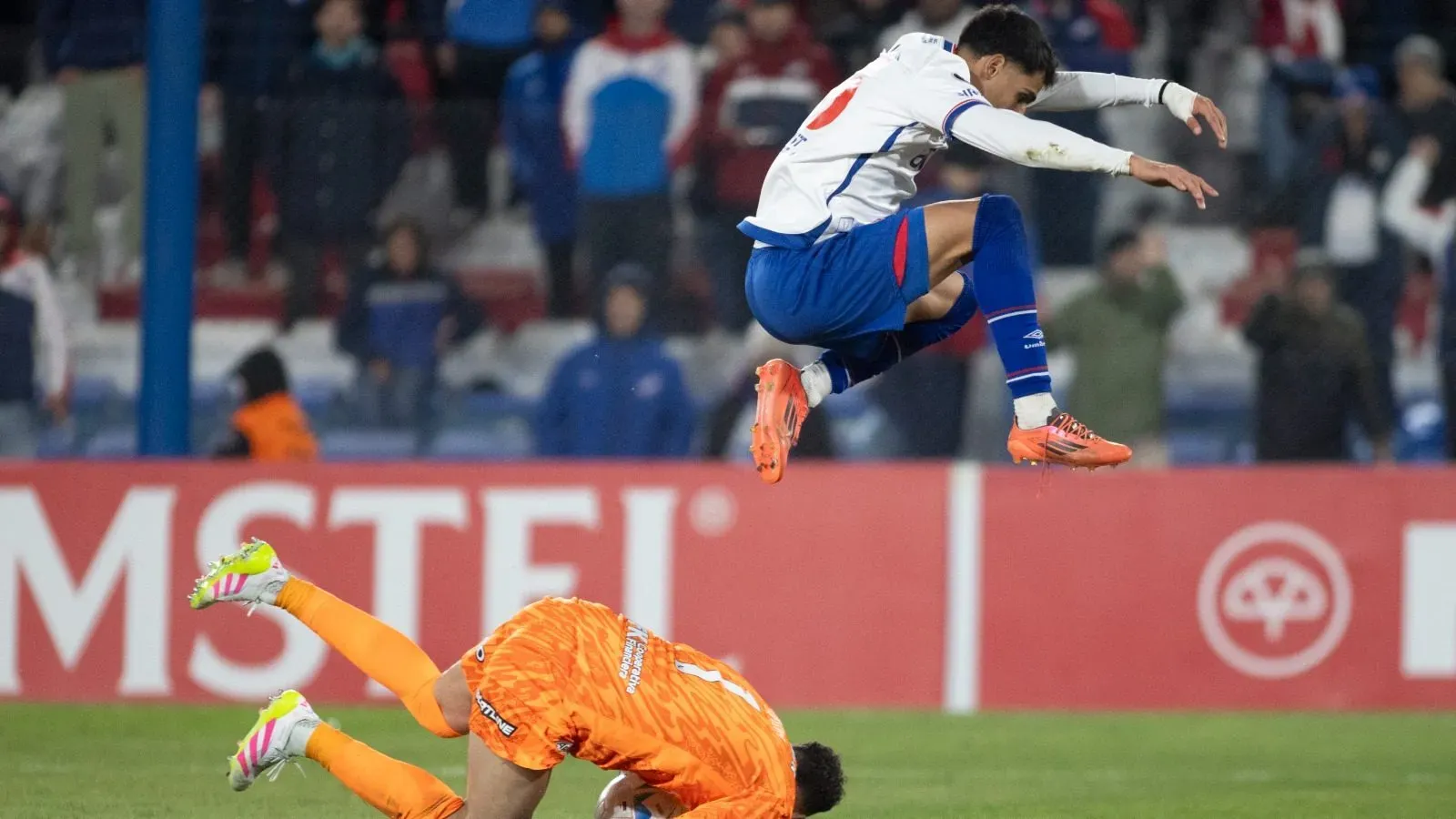 Lucas Villalba deixa futuro em aberto para 2026 – Foto: Ernesto Ryan/Getty Images
