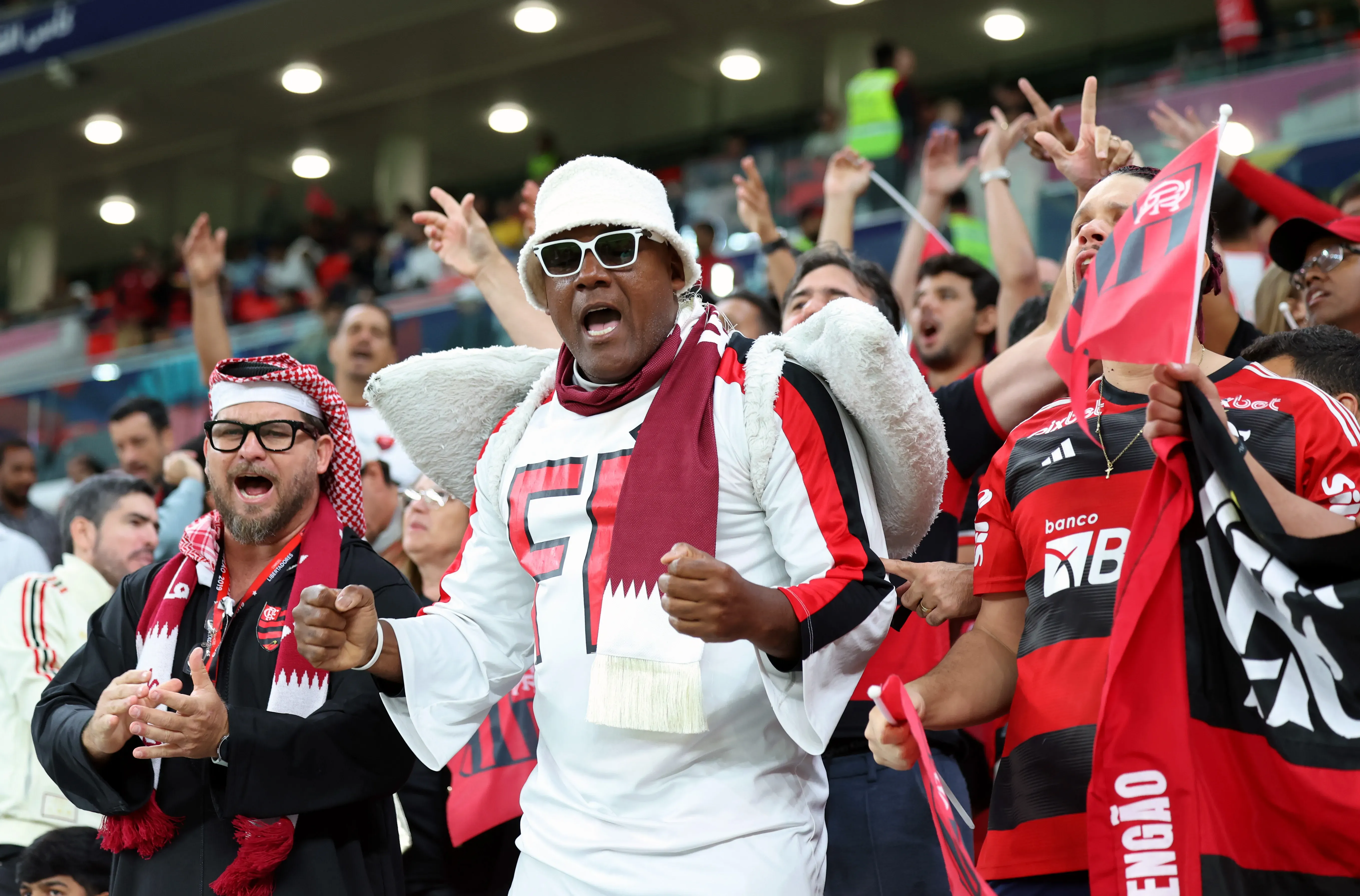 Nação Rubro-Negra no palco da grande final. (Photo by Getty Images/Getty Images)
