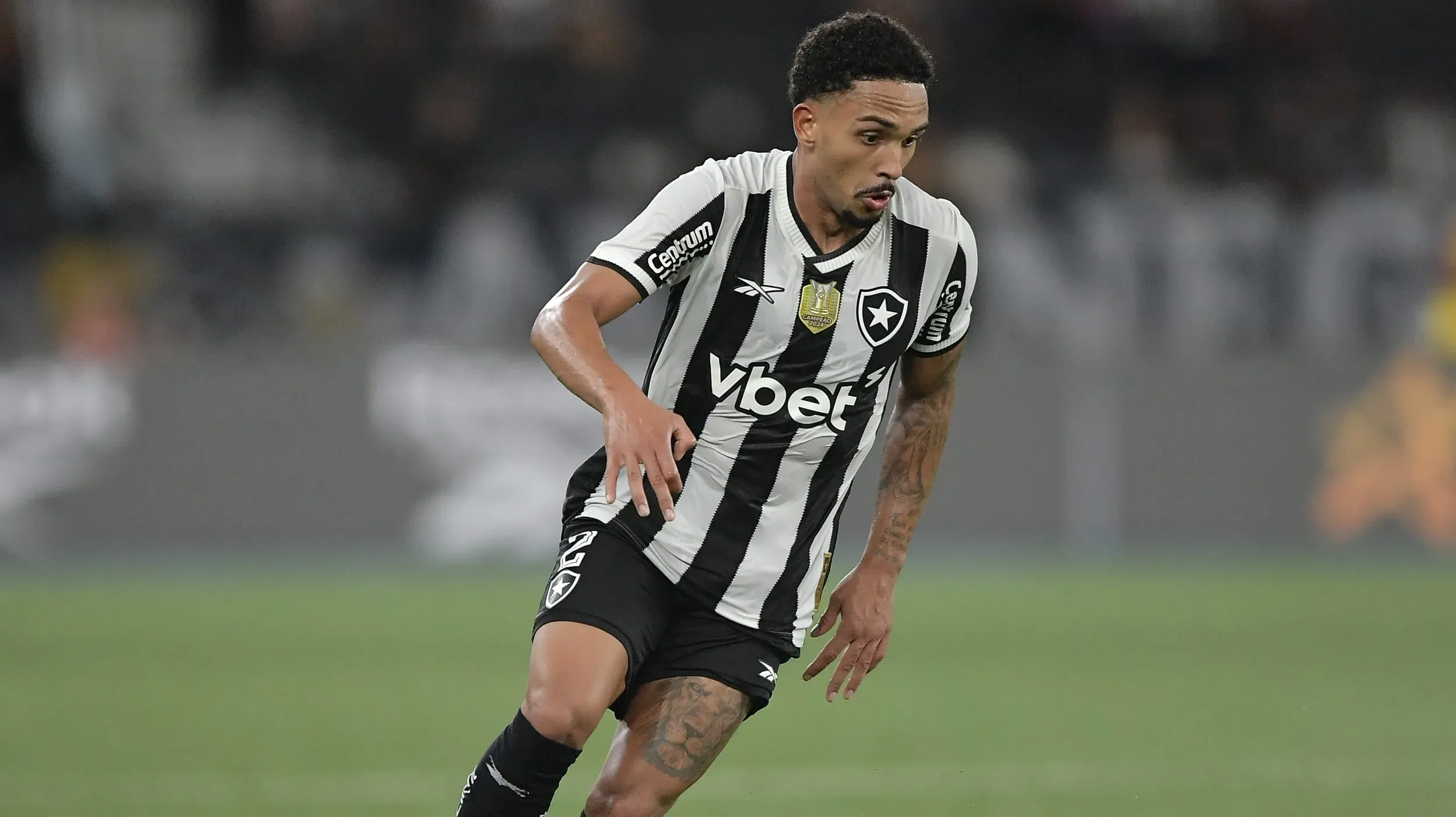 Vitinho no Botafogo. Foto: Thiago Ribeiro/AGIF