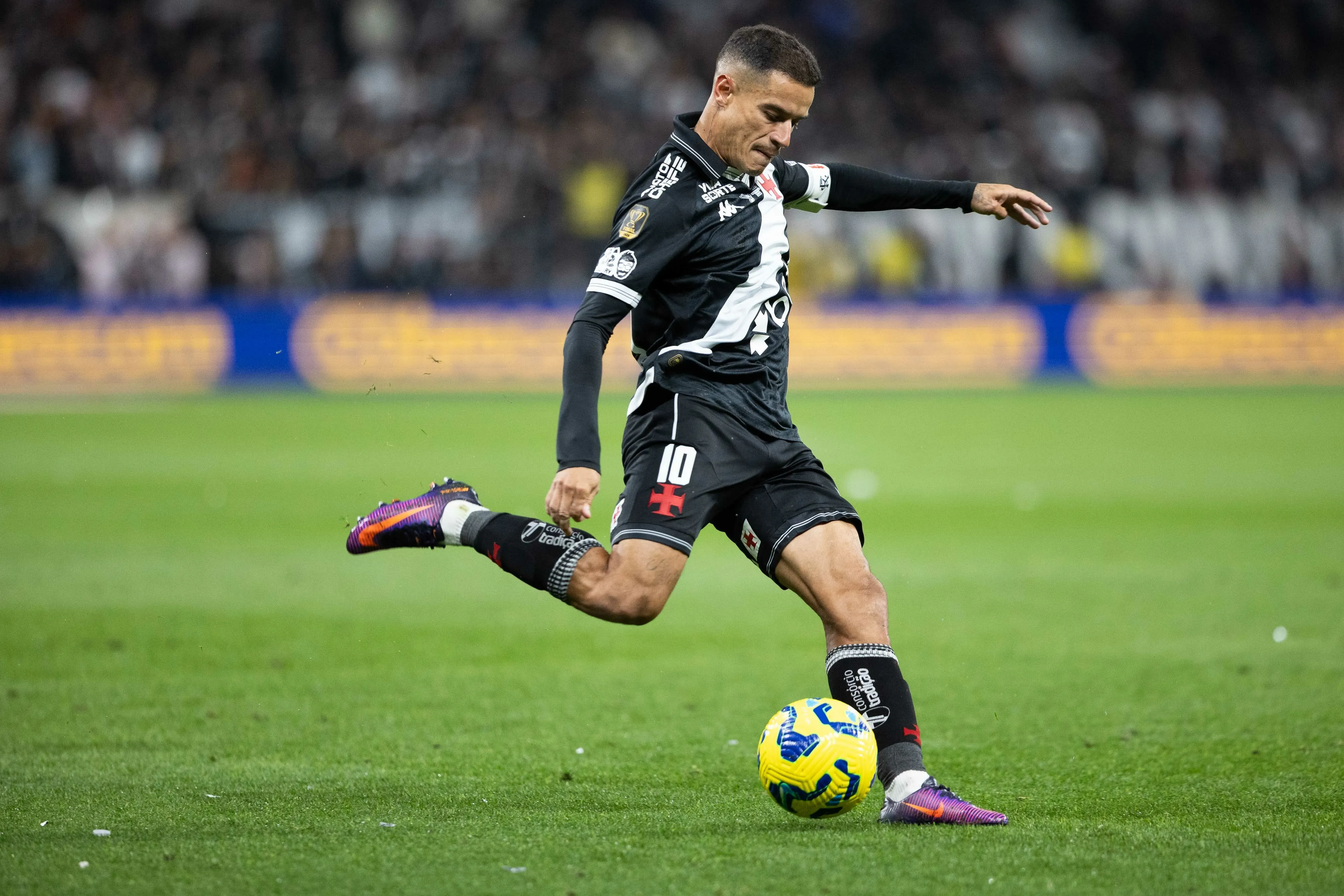 Philippe Coutinho jogador do Vasco durante partida contra o Corinthians no estadio Arena Corinthians pelo campeonato Copa Do Brasil 2025. Foto: Joisel Amaral/AGIF