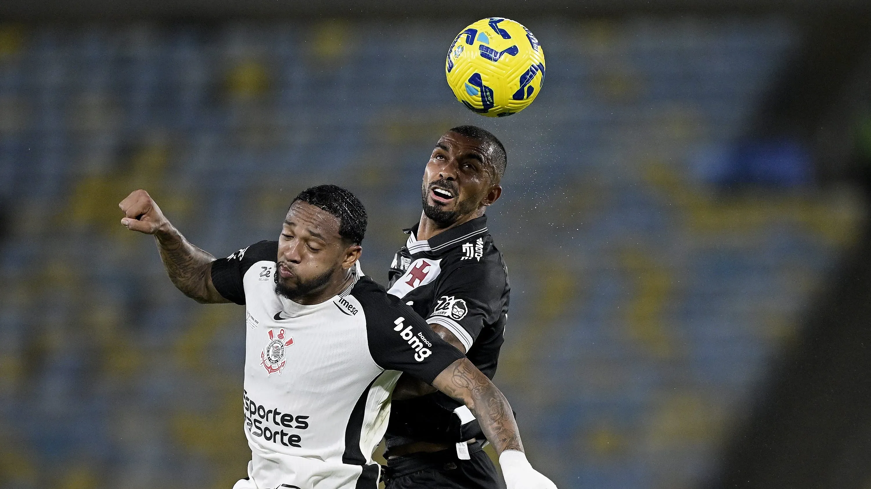 Paulo Henrique em ação na final da Copa do Brasil, no Maracanã – Foto: Alexandre Loureiro/AGIF