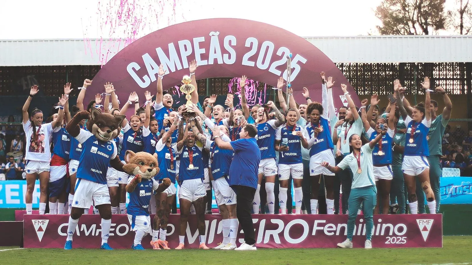 Cruzeiro campeão do Campeonato Mineiro Feminino de 2025