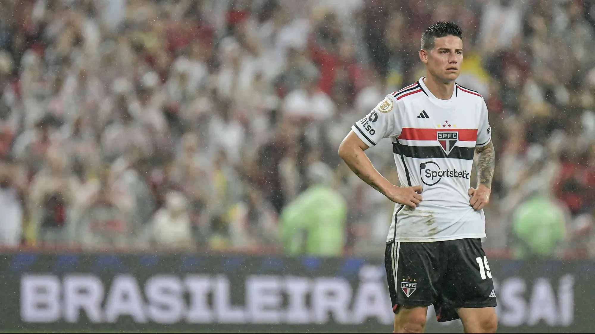 James Rodríguez não vai voltar ao SPFC - Foto: Thiago Ribeiro/AGIF.