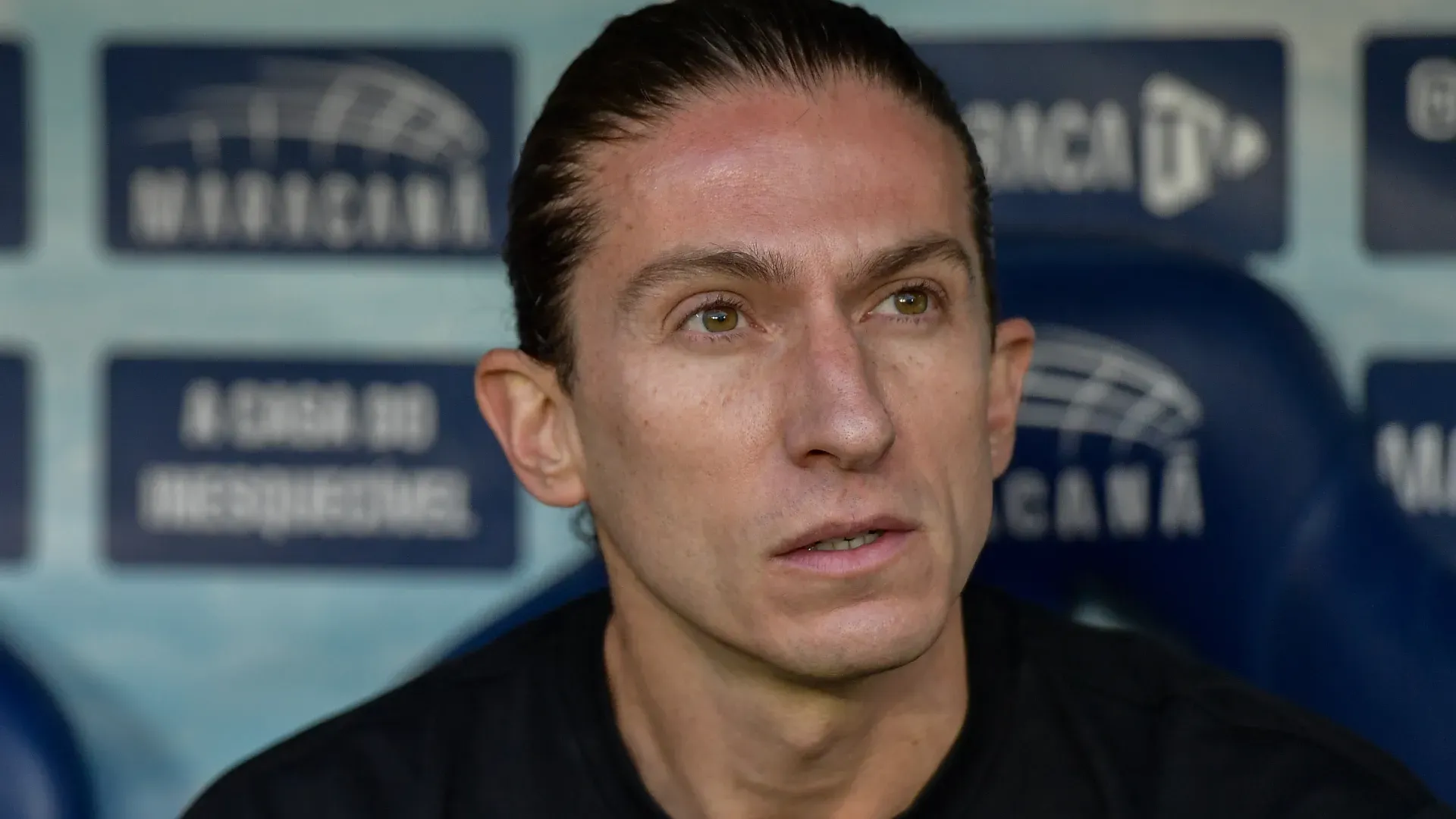 Filipe Luís no comando técnico do Flamengo – Foto: Thiago Ribeiro/AGIF