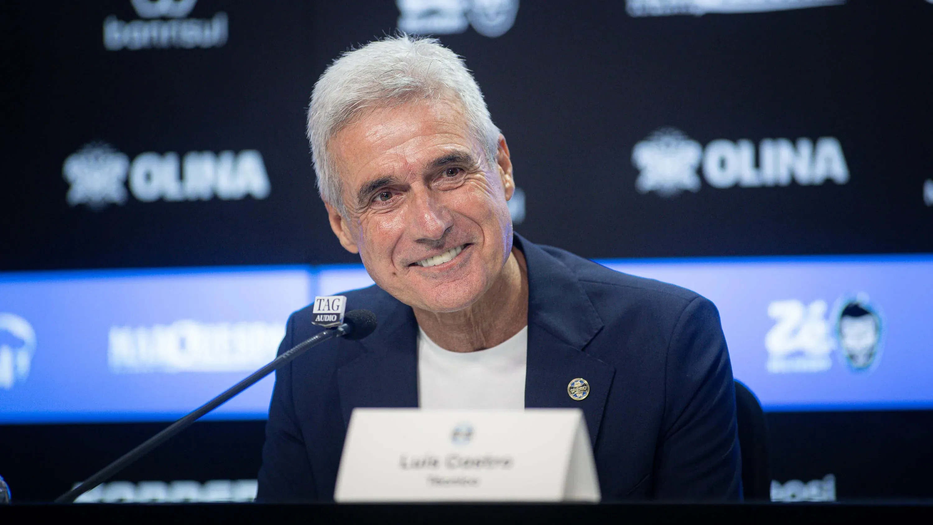 Luís Castro não pretende contar com Jemerson. Foto: Maxi Franzoi/AGIF