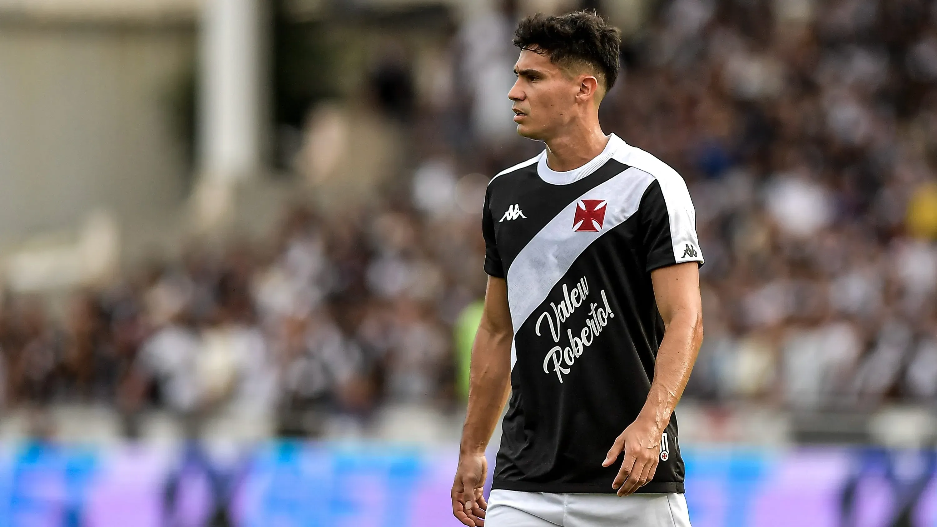 Sforza em campo pelo Vasco. Foto: Thiago Ribeiro/AGIF