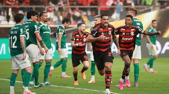 Danilo comemorando gol do título. Foto: Hector Vivas/Getty Images
