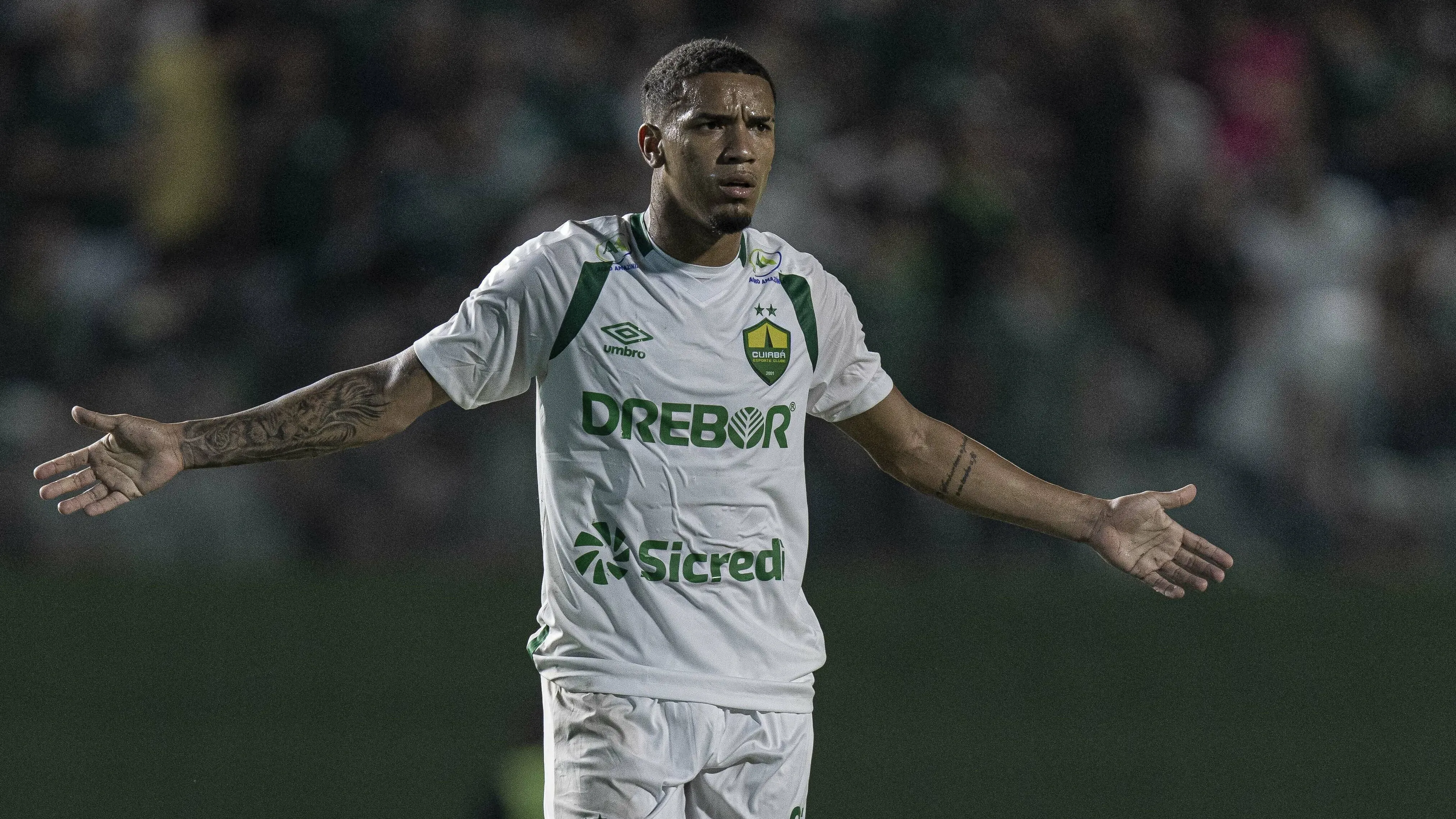 Denilson jogador do Cuiaba durante partida contra o Goias no estadio Serrinha pelo campeonato Copa Do Brasil 2024. Foto: Heber Gomes/AGIF