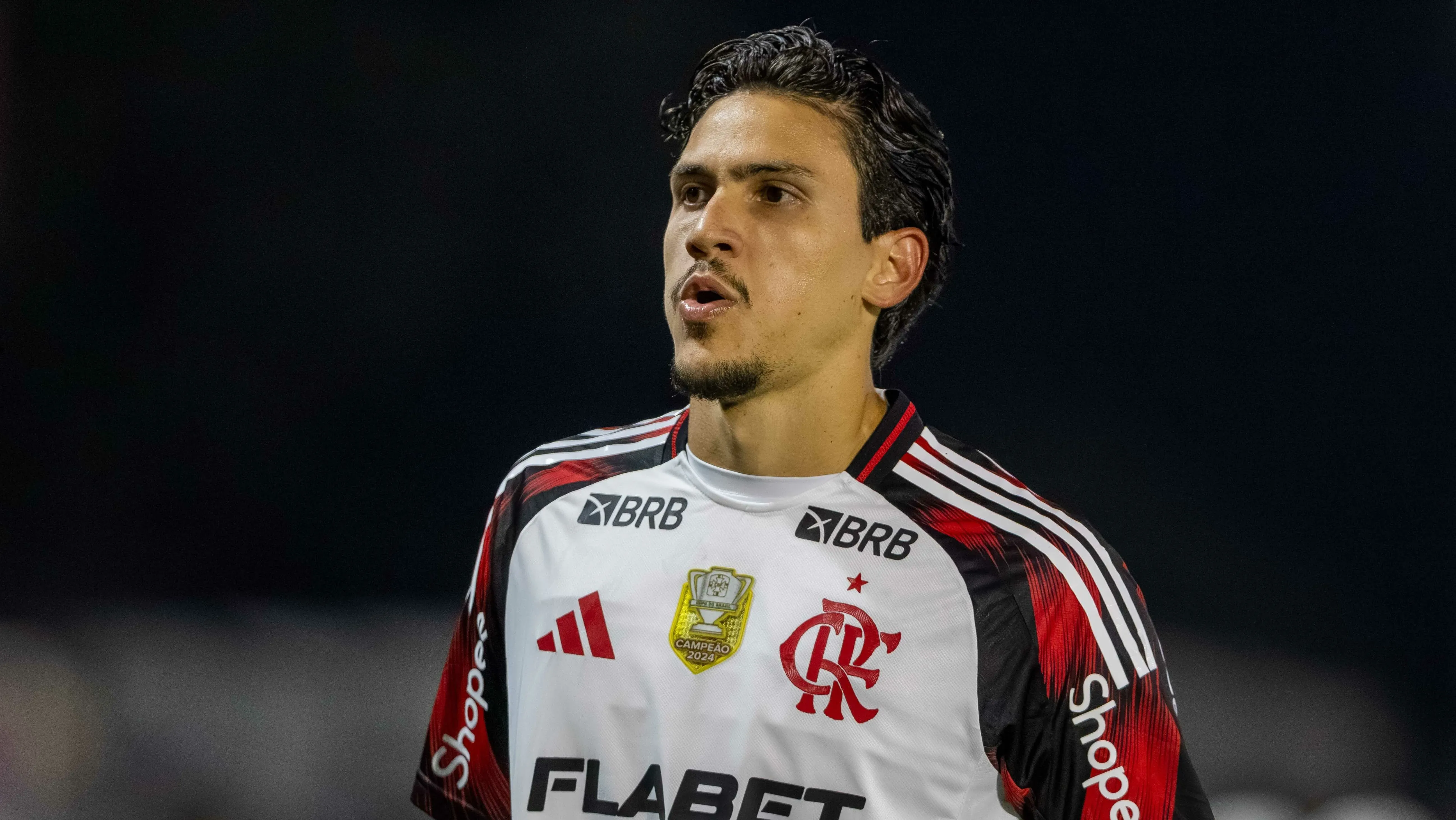 Pedro em campo pelo Flamengo. Foto: Joisel Amaral/AGIF
