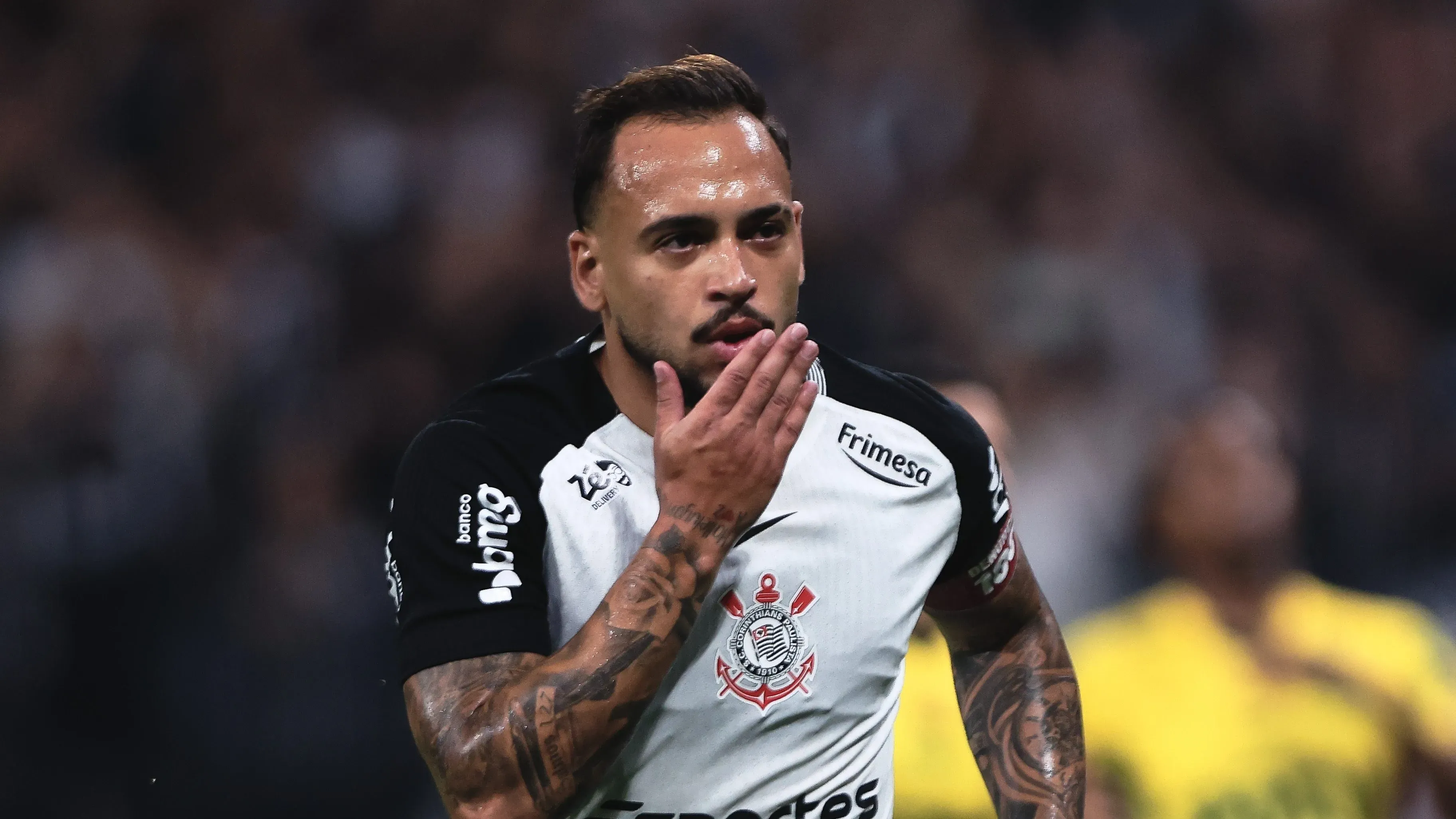 Maycon não deve permanecer - Foto: Ettore Chiereguini/AGIF.