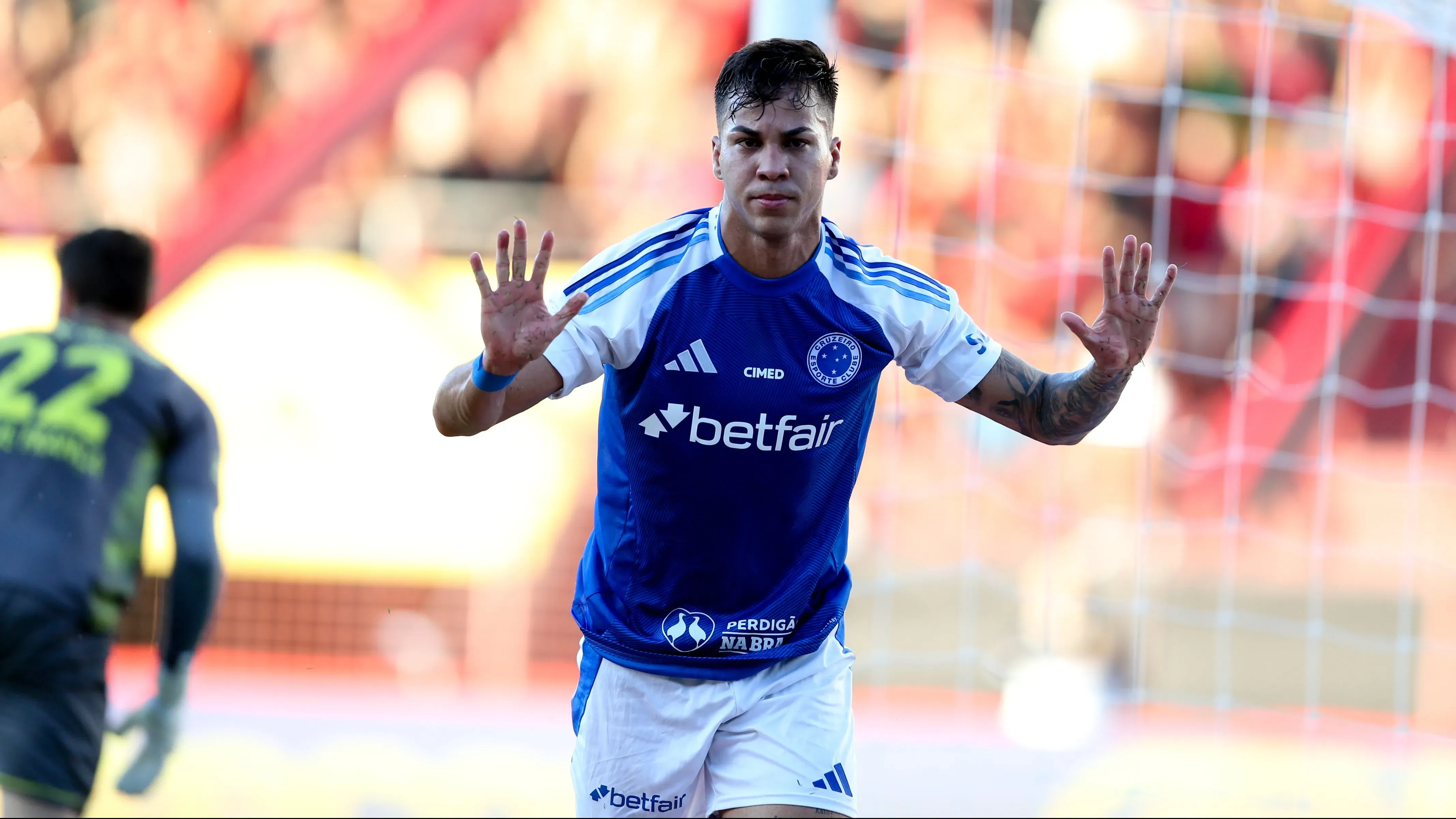 Kaio Jorge foi o artilheiro do Cruzeiro em 2025 - Foto: Marlon Costa/AGIF.