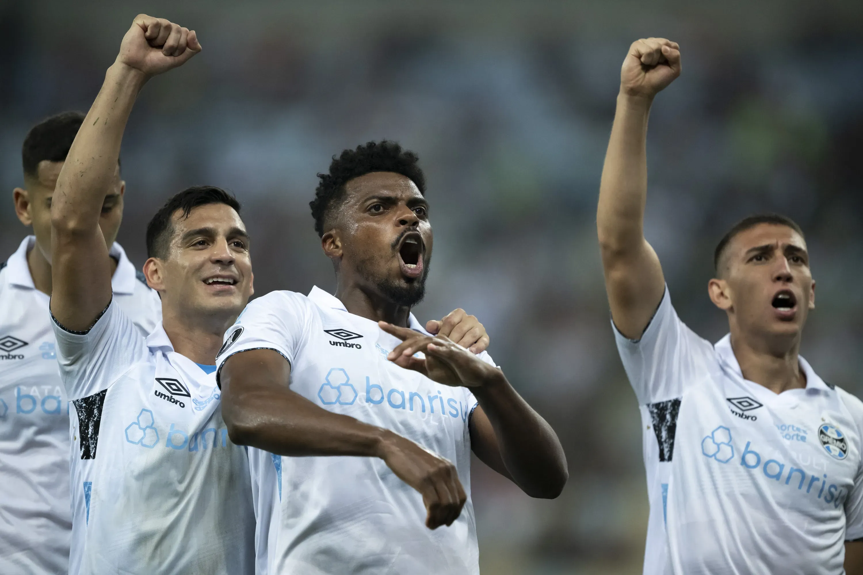 Jemerson teve seu contrato rescindido no Grêmio após pressão desenfreada da torcida – Foto: Jorge Rodrigues/AGIF
