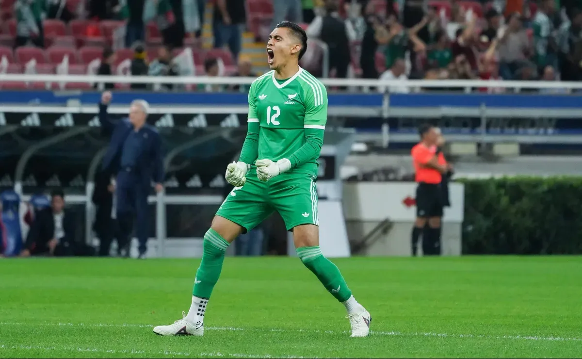 Los números de Raúl Rangel que le darían la titularidad en la Selección