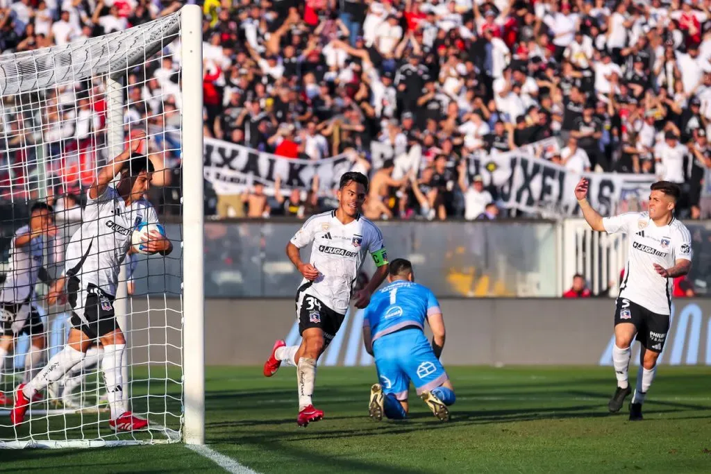 Vicente Pizarro lideró la remontada de Colo Colo. | Foto: Photosport