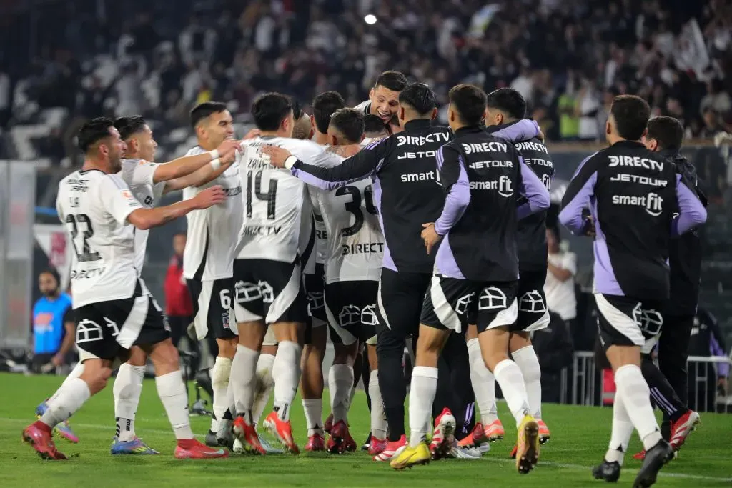 Colo Colo ya trabaja bajo la dupla técnica