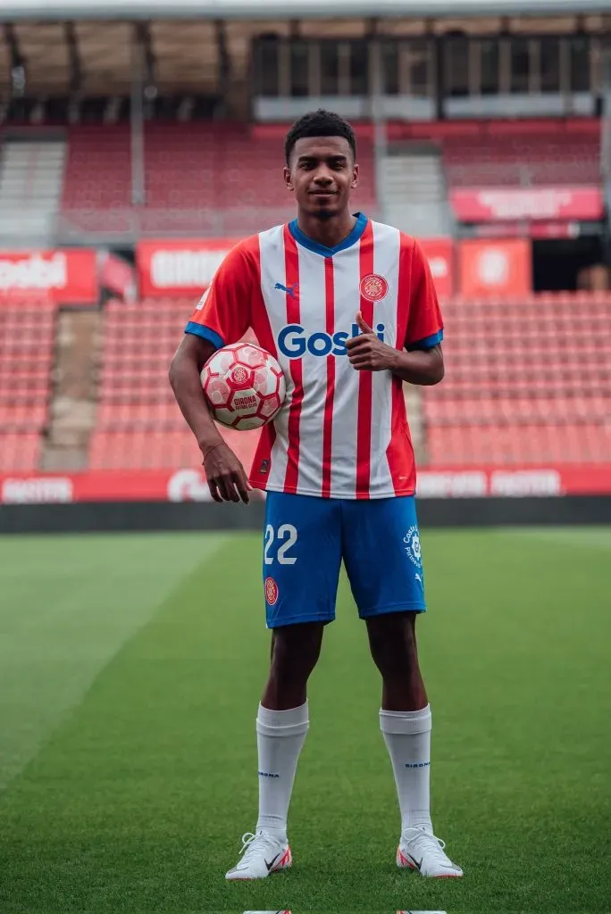 Jhon Solís completó importante dato ante Real Madrid