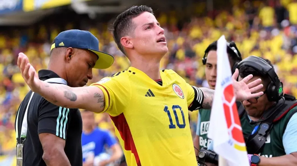 James Rodríguez celebrando un gol con Colombia en Barranquilla. (Foto: Getty Images)