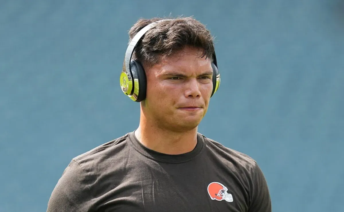 Dillon Gabriel Father Dillon Gabriel issues four-word message after replacing Joe Flacco as ...