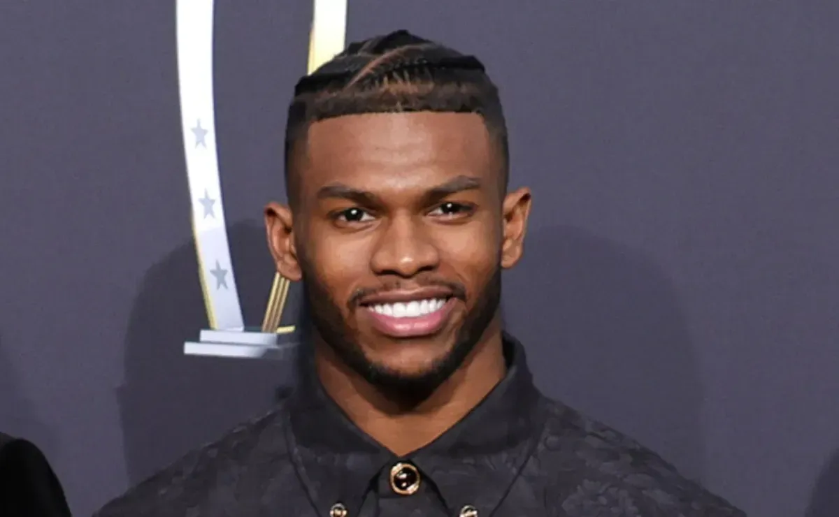 Shilo Shilo Sanders makes blunt financial admission after Bucs cut and NFL ...