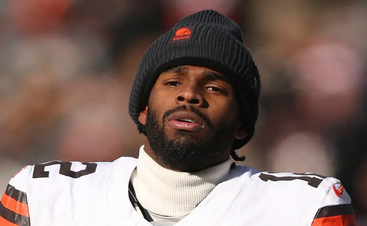 Browns make intriguing roster move regarding Shedeur Sanders for Week 17 game vs Steelers
