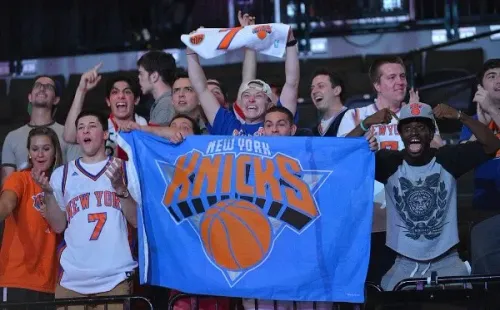 Knicks fans wait for the NBA Draft. (Photo: Getty)