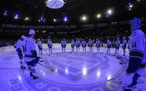 Players before an AHL game. (Photo: Utica Comets Facebook)