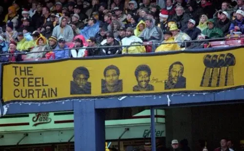 They were one of the greatest defenses ever. (Getty)