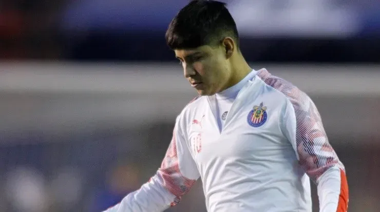 Javier Eduardo López playing for Chivas