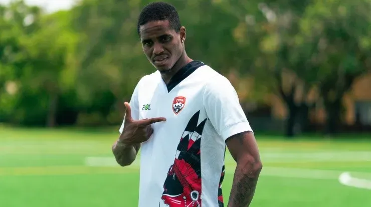 Joevin Jones Trinidad and Tobago away jersey