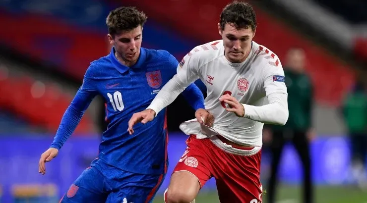 Mason Mount of England (left) battles for possession with Andreas Christensen of Denmark (right). (Getty)